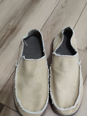 CROCS Men's Slip-On Canvas Loafers in Beige sz 13